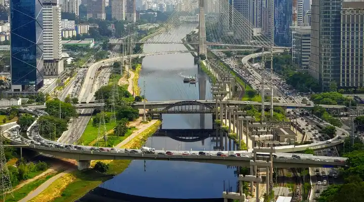 Ponte Octávio Frias de Oliveira (Ponte Estaiada) em São Paulo